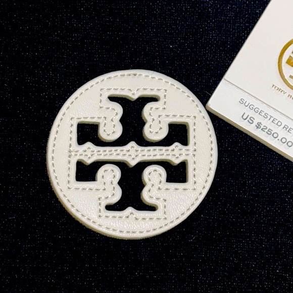 BNWT!! 💯 Wool Marcia Sweater. - Picture 3 of 6